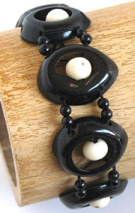 Coconut Stretch Bracelet - Davia - Natural Artist